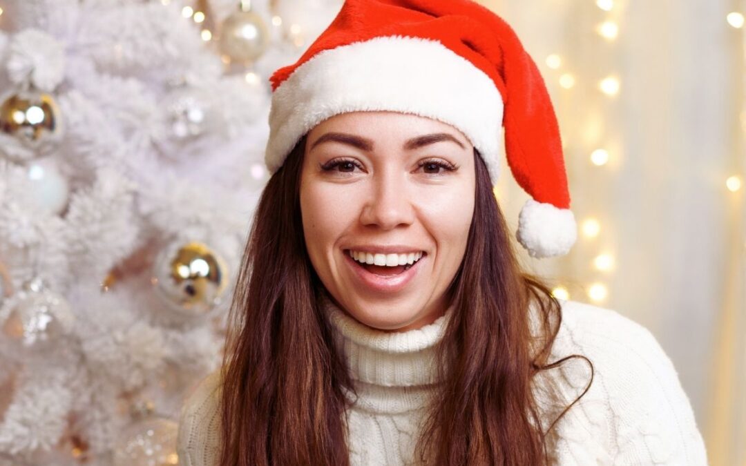 Get a Merry & Bright Smile: Is Christmas the Right Time to Whiten?