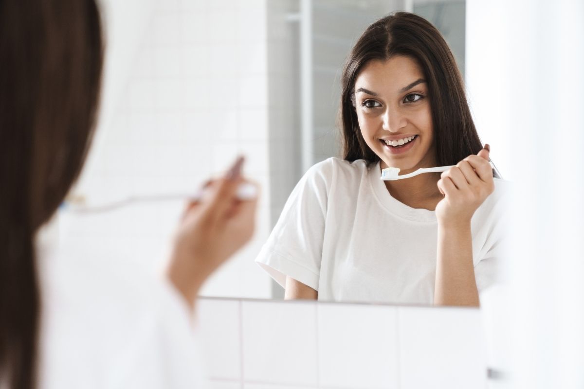 tooth sensitivity after brushing causes and treatments